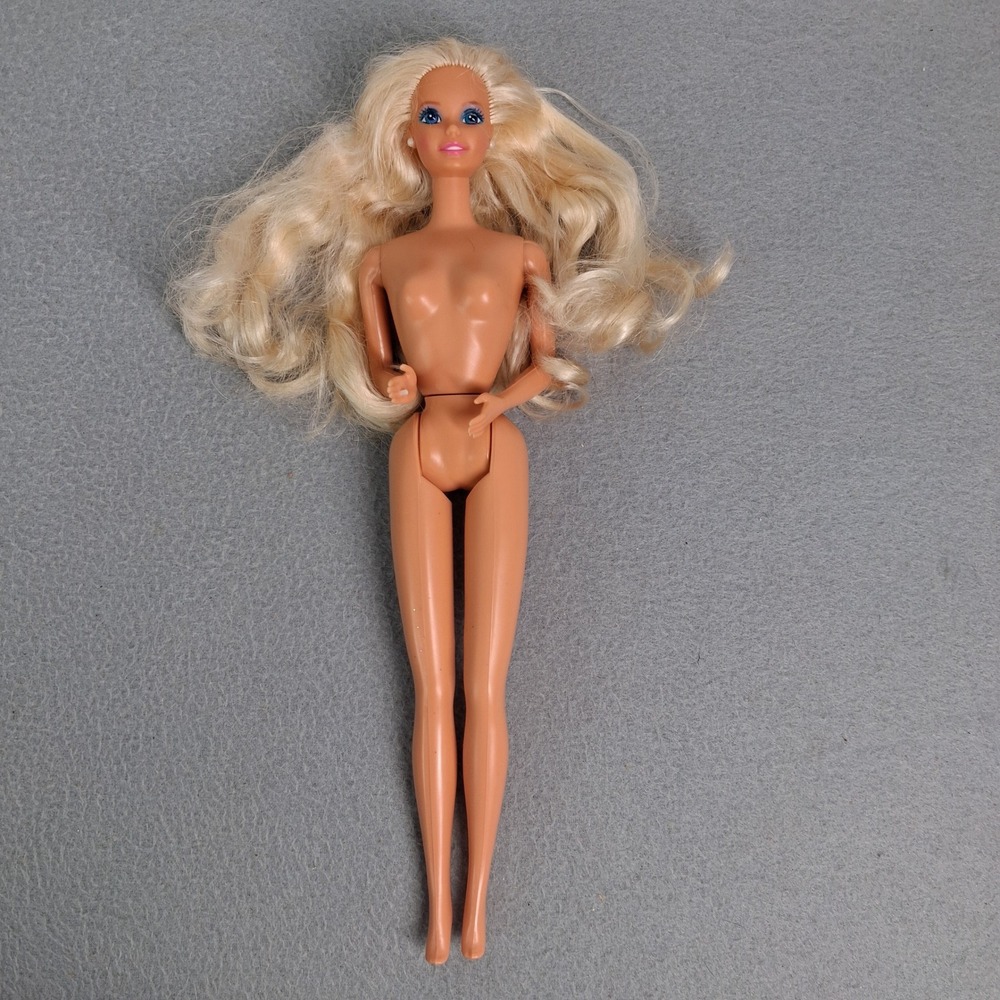 Classic Superstar Era Barbie Doll Long Blonde Hair Pearl Earrings & Ring Nude